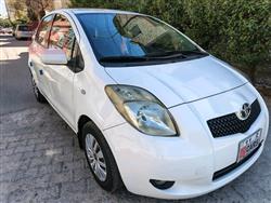 تۆیۆتا یارس